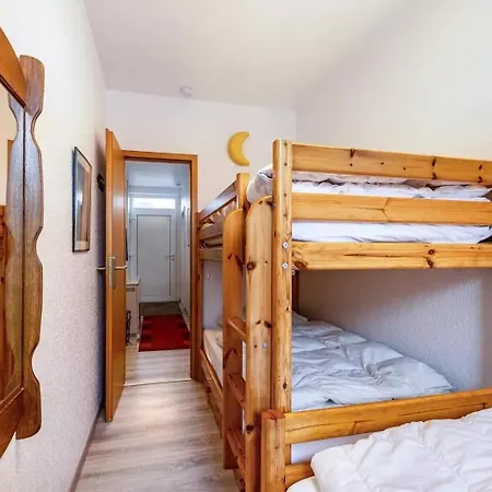 Holiday home Makrele